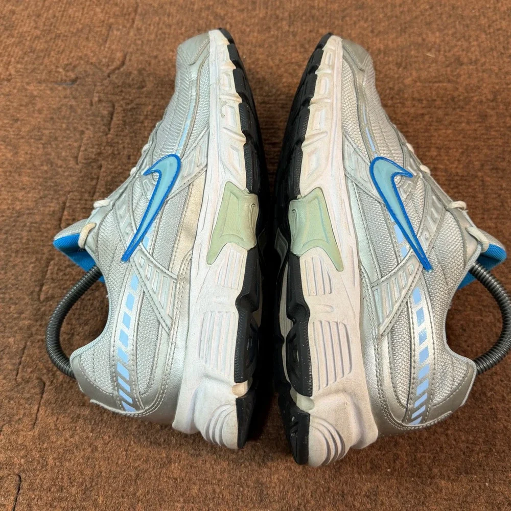 Gently used Nike Initiator Metallic Silver Blue Running Shoes 394053-001 Women 9